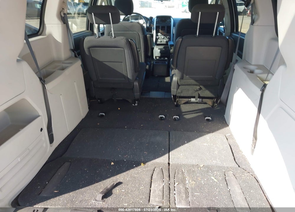 2010 DODGE GRAND CARAVAN SXT VIN: 2D4RN5D12AR118053