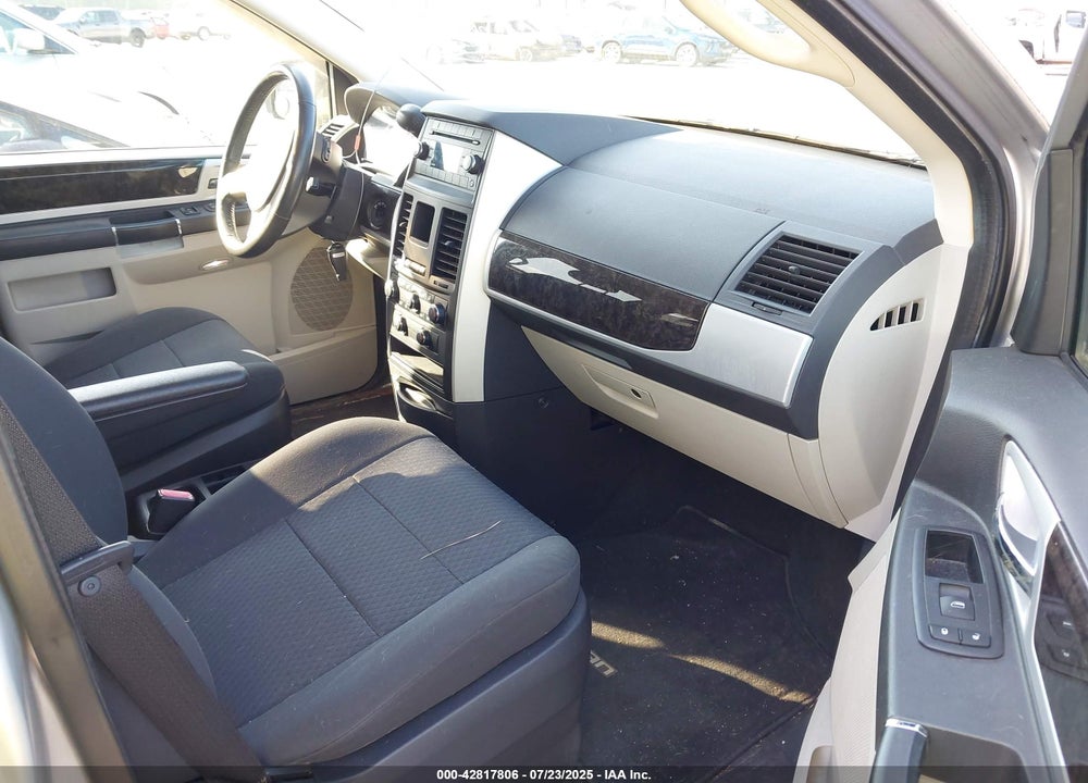 2010 DODGE GRAND CARAVAN SXT VIN: 2D4RN5D12AR118053