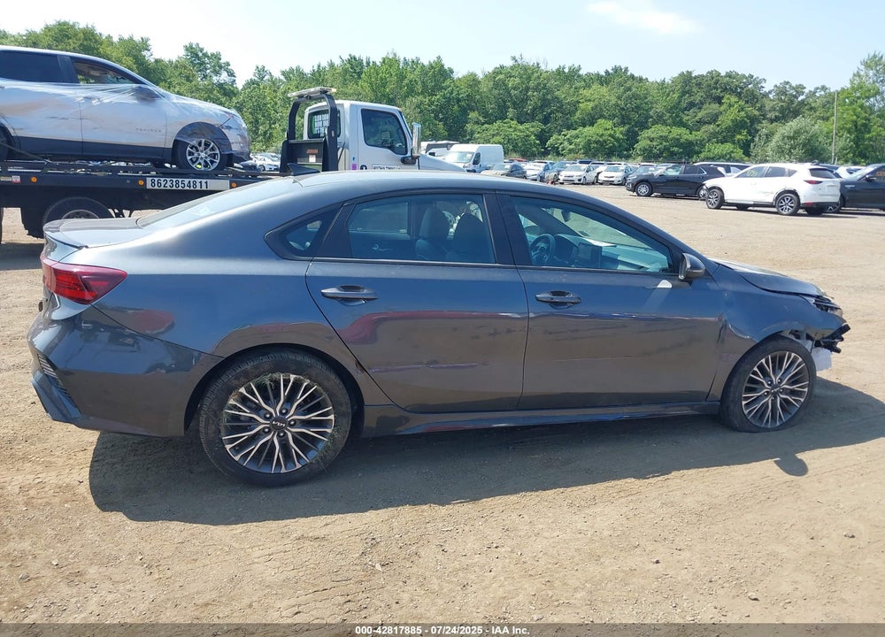 2023 KIA FORTE GT LINE VIN: 3KPF54AD3PE583508