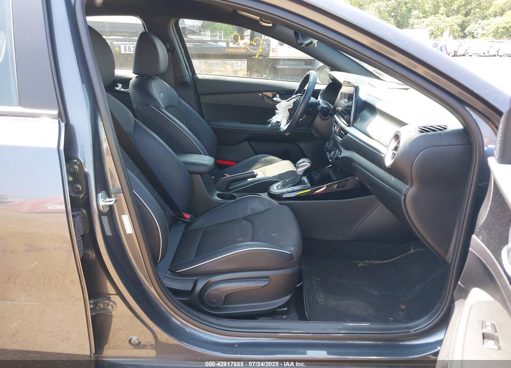 2023 KIA FORTE GT LINE VIN: 3KPF54AD3PE583508