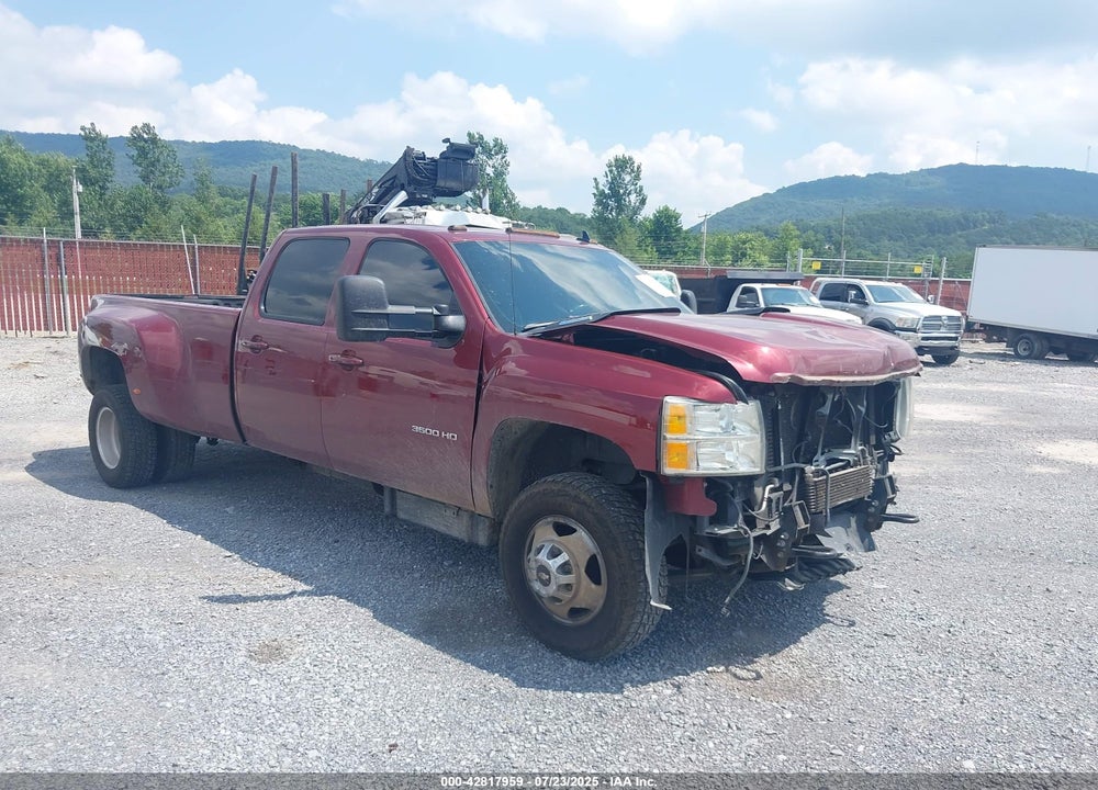 2013 CHEVROLET SILVERADO 3500HD LTZ VIN: 1GC4K1C8XDF187186