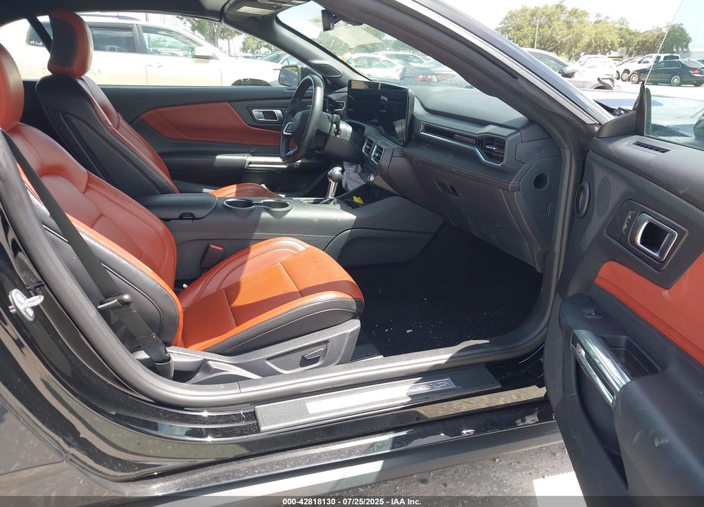 2024 FORD MUSTANG VIN: 1FAGP8UH1R5125555