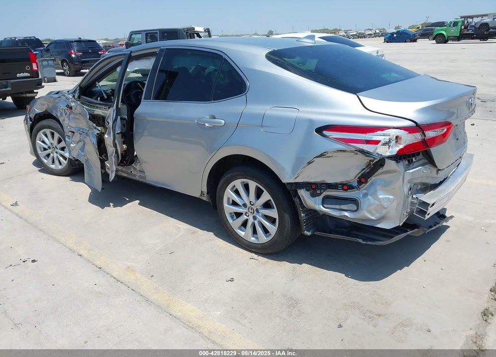 2020 TOYOTA CAMRY LE VIN: 4T1C11AK5LU364357