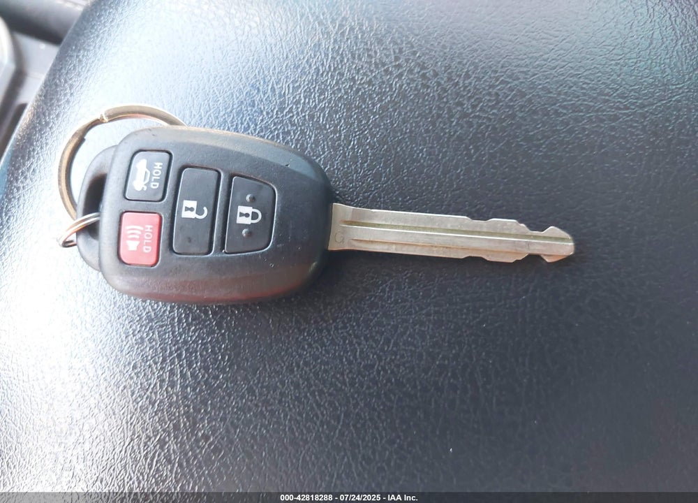 2012 TOYOTA CAMRY VIN: 4T1BF1FK4CU539140