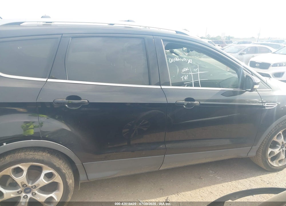 2015 FORD ESCAPE VIN: 1FMCU0J92FUB29417