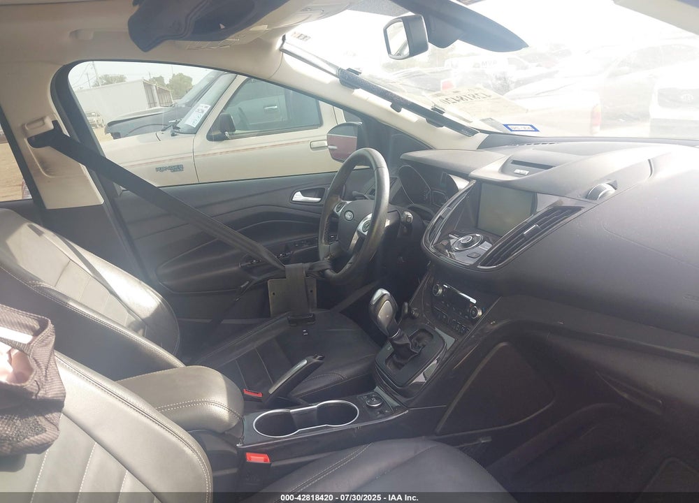 2015 FORD ESCAPE VIN: 1FMCU0J92FUB29417