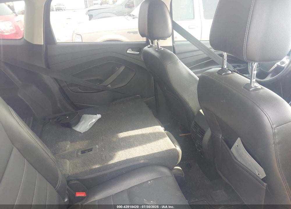 2015 FORD ESCAPE VIN: 1FMCU0J92FUB29417