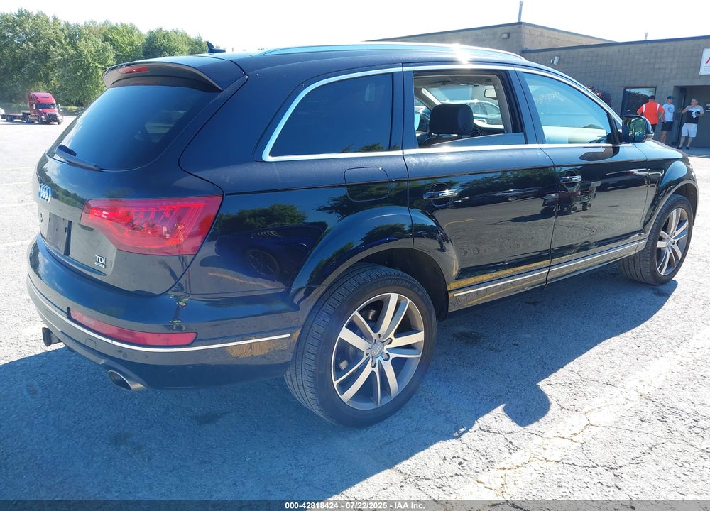 2015 AUDI Q7 VIN: WA1LMAFE6FD030173