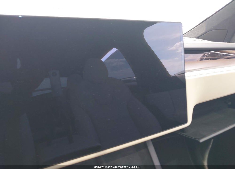 2022 TESLA MODEL X DUAL MOTOR ALL-WHEEL DRIVE VIN: 7SAXCBE51NF360766