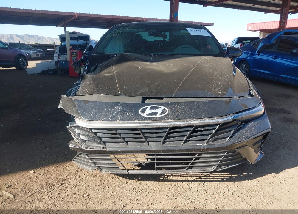 2024 HYUNDAI ELANTRA VIN: KMHLL4DG1RU677305