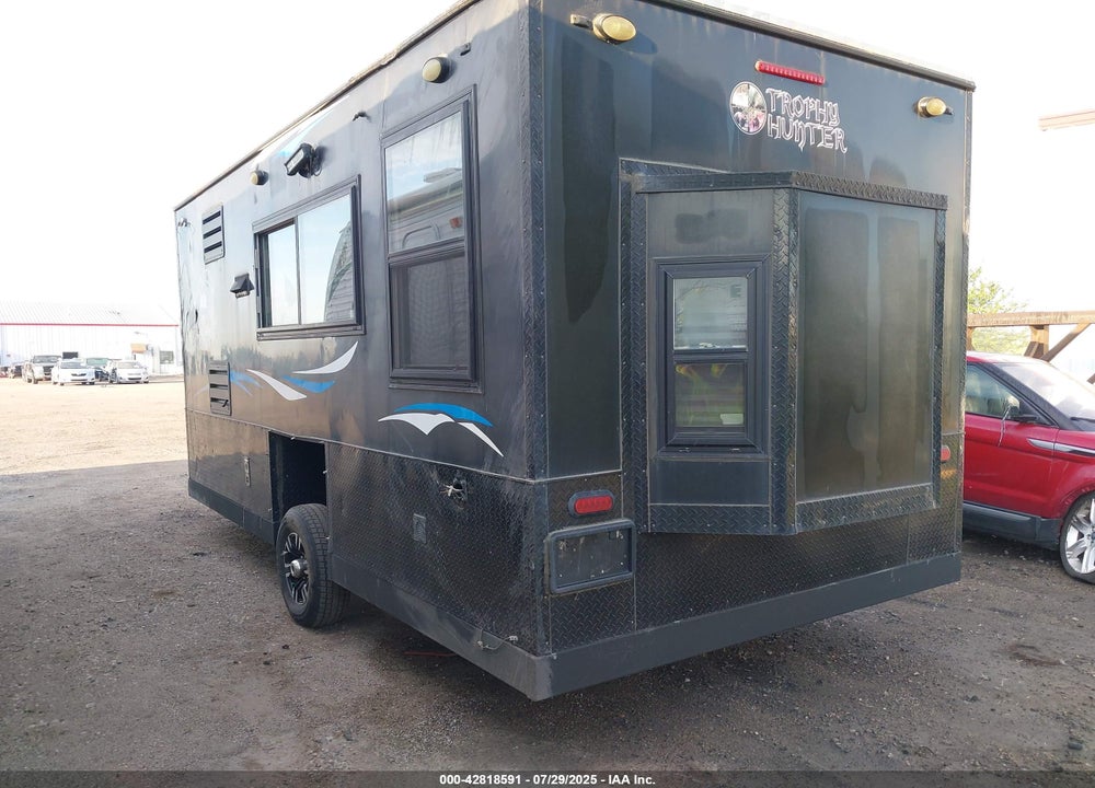2020 ICE CASTLE FISH HOUSE VIN: 5TJBE2115LP000591