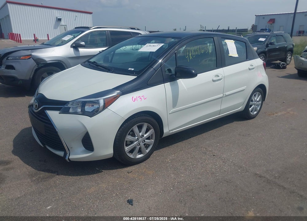 2017 TOYOTA YARIS LE VIN: VNKKTUD38HA077014