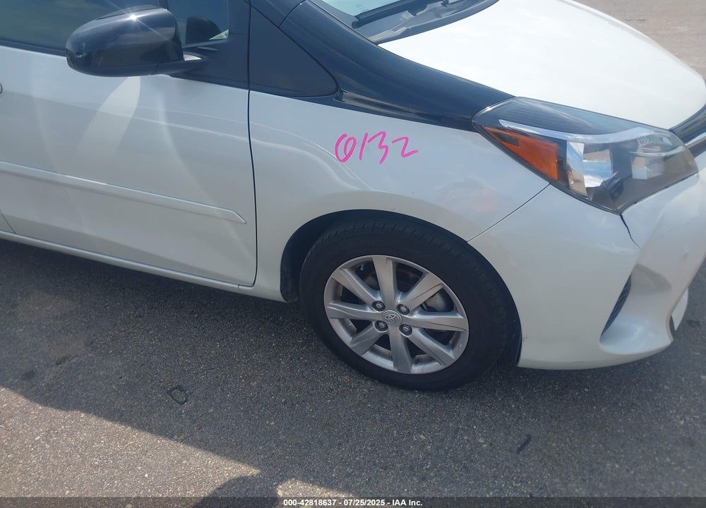 2017 TOYOTA YARIS LE VIN: VNKKTUD38HA077014