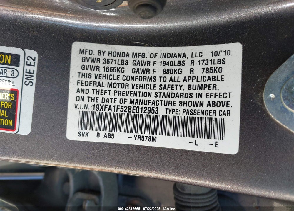 2011 HONDA CIVIC VIN: 19XFA1F52BE012953