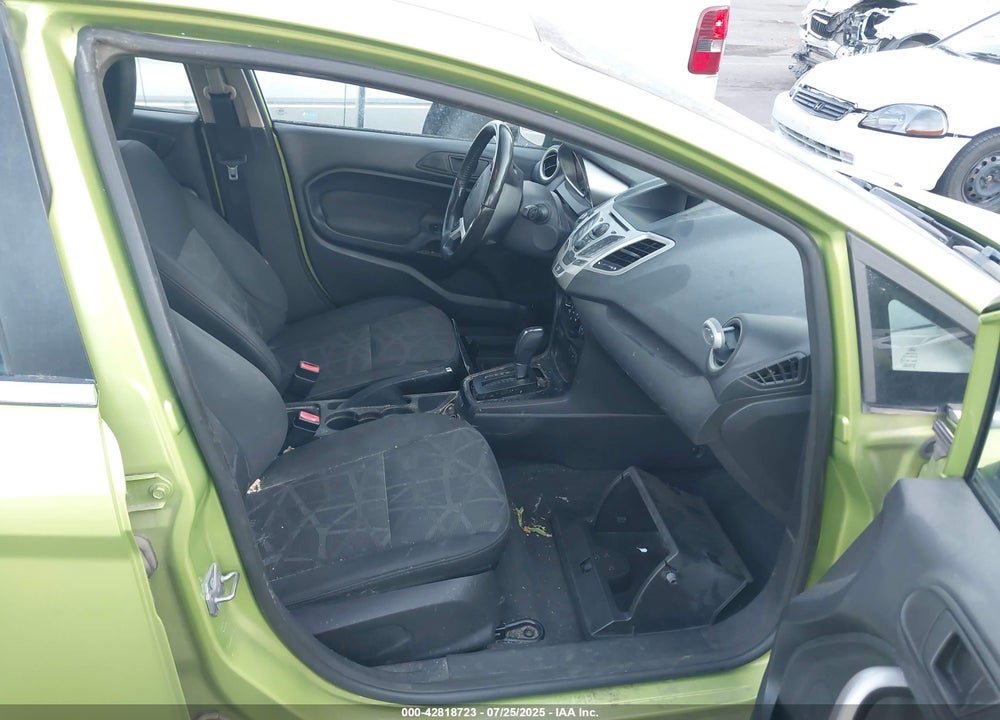 2011 FORD FIESTA VIN: 3FADP4FJ3BM159847