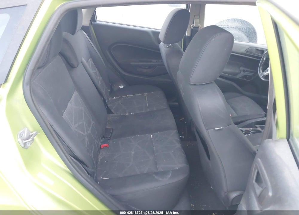 2011 FORD FIESTA VIN: 3FADP4FJ3BM159847