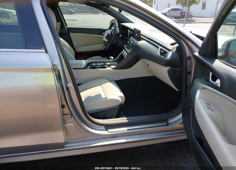2022 GENESIS G70 VIN: KMTG34TA0NU090317