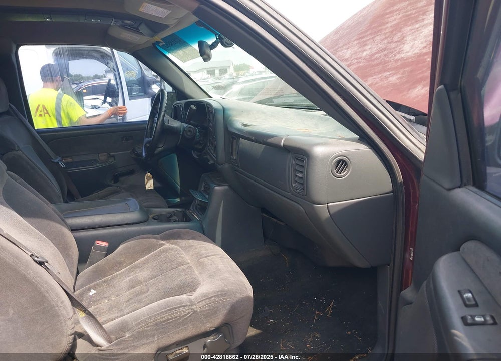 2002 CHEVROLET SILVERADO 1500 LS VIN: 1GCEK19T72E176388