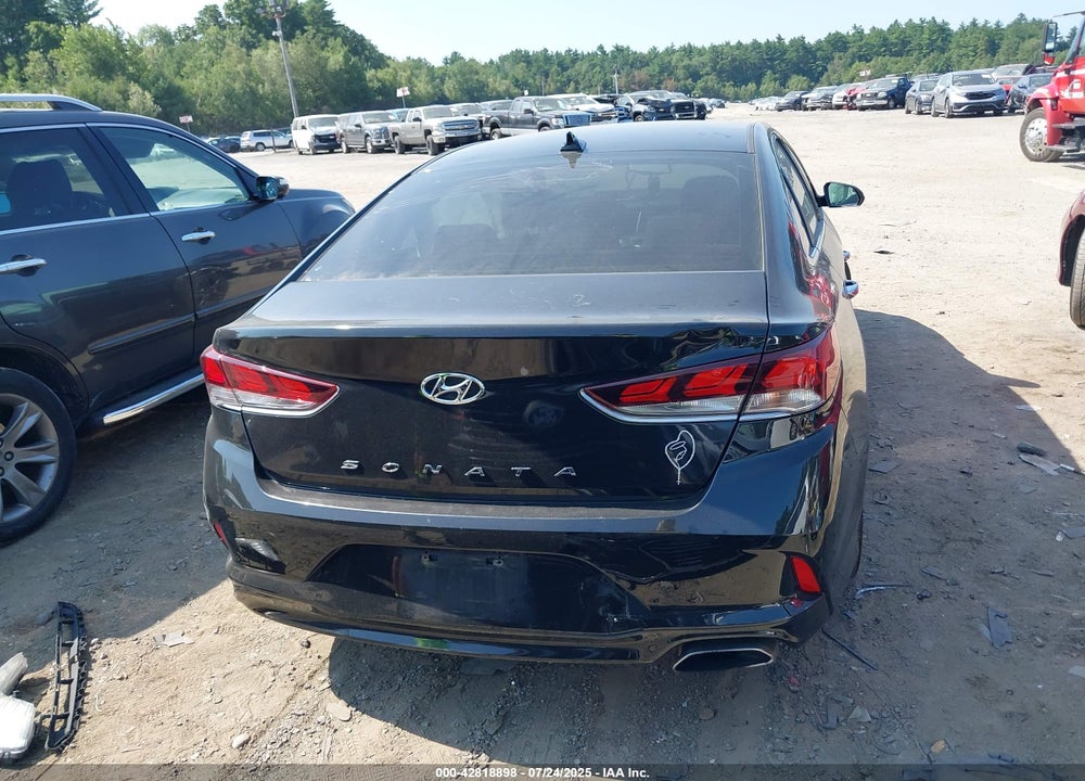 2018 HYUNDAI SONATA VIN: 5NPE34AF2JH652582