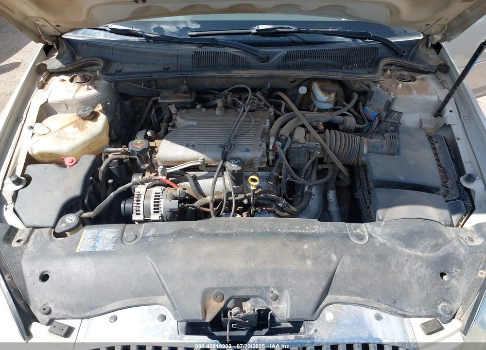 2010 BUICK LUCERNE VIN: 1G4HE5EM8AU110913