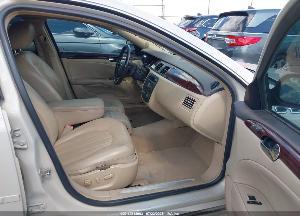 2010 BUICK LUCERNE VIN: 1G4HE5EM8AU110913