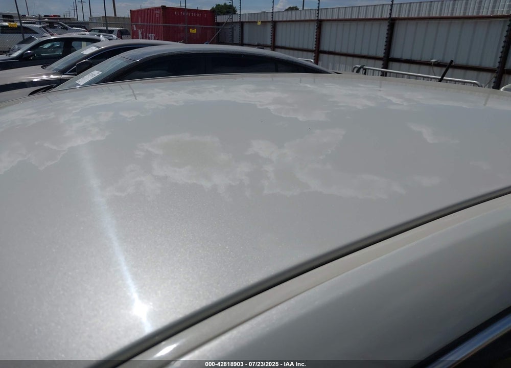 2010 BUICK LUCERNE VIN: 1G4HE5EM8AU110913