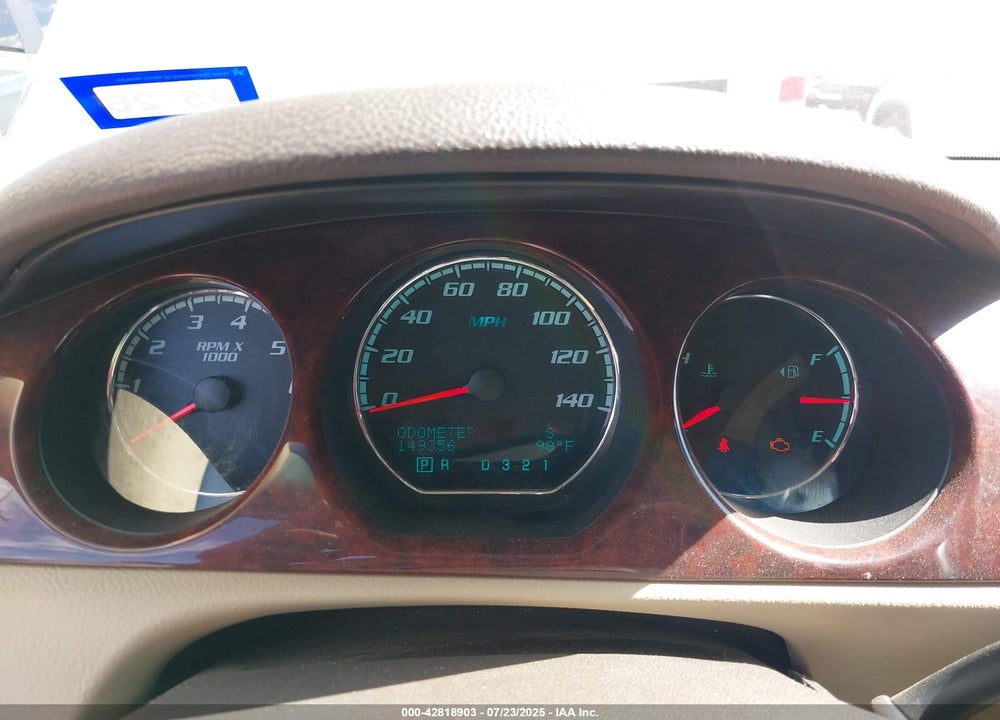 2010 BUICK LUCERNE VIN: 1G4HE5EM8AU110913
