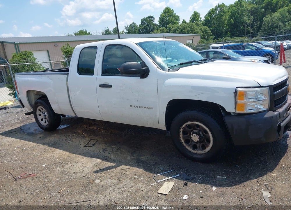 2011 CHEVROLET SILVERADO 1500 VIN: 1GCRCPEAXBZ198688
