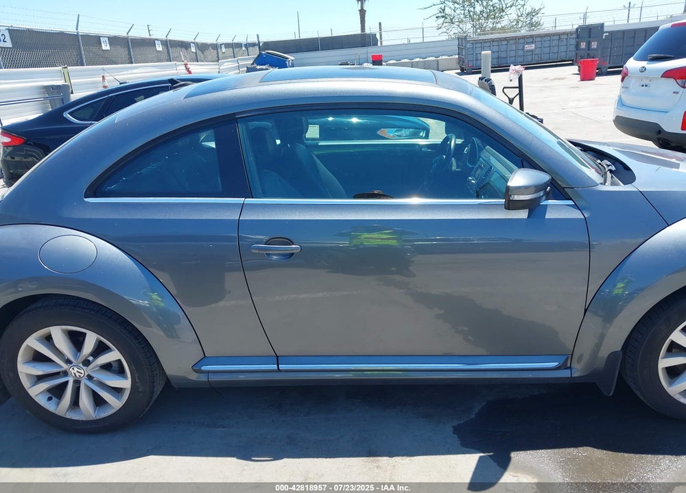 2013 VOLKSWAGEN BEETLE VIN: 3VWJL7AT5DM681186