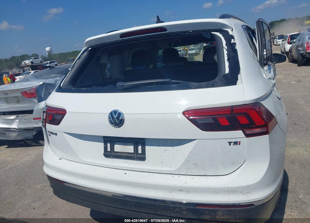 2018 VOLKSWAGEN TIGUAN 2.0T SE/2.0T SEL VIN: 3VV3B7AXXJM069886