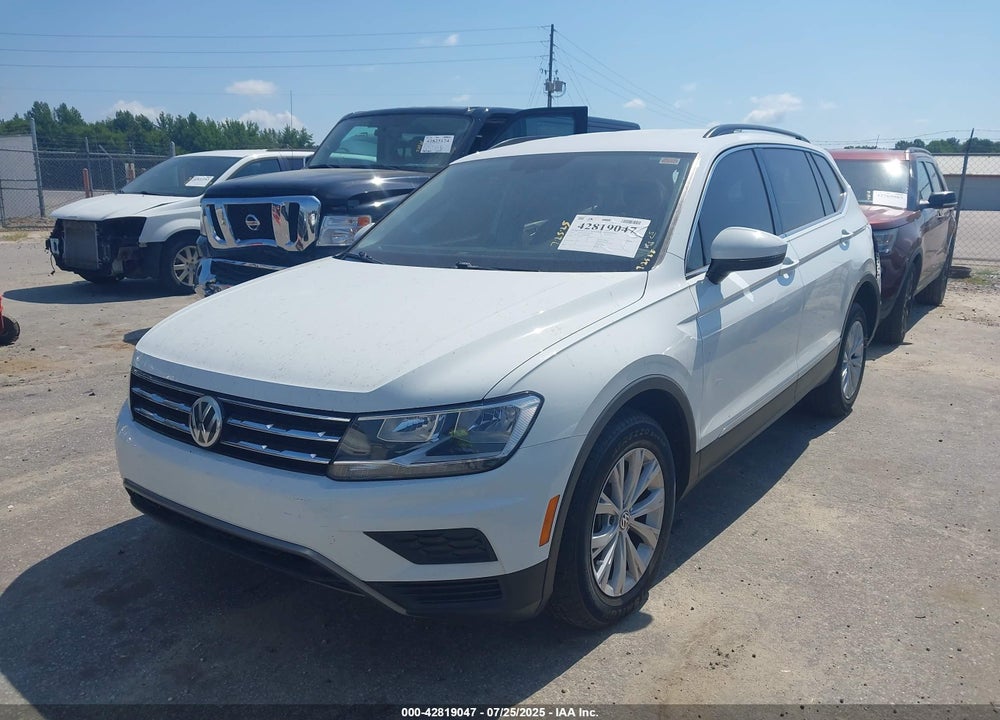 2018 VOLKSWAGEN TIGUAN 2.0T SE/2.0T SEL VIN: 3VV3B7AXXJM069886