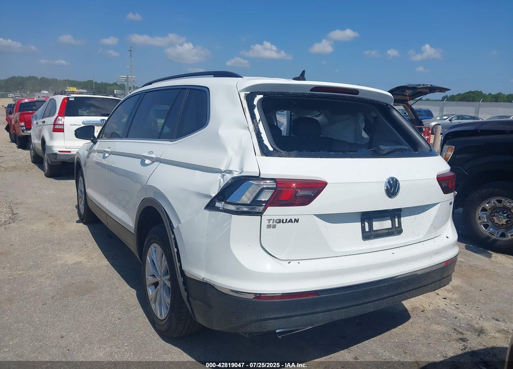 2018 VOLKSWAGEN TIGUAN 2.0T SE/2.0T SEL VIN: 3VV3B7AXXJM069886