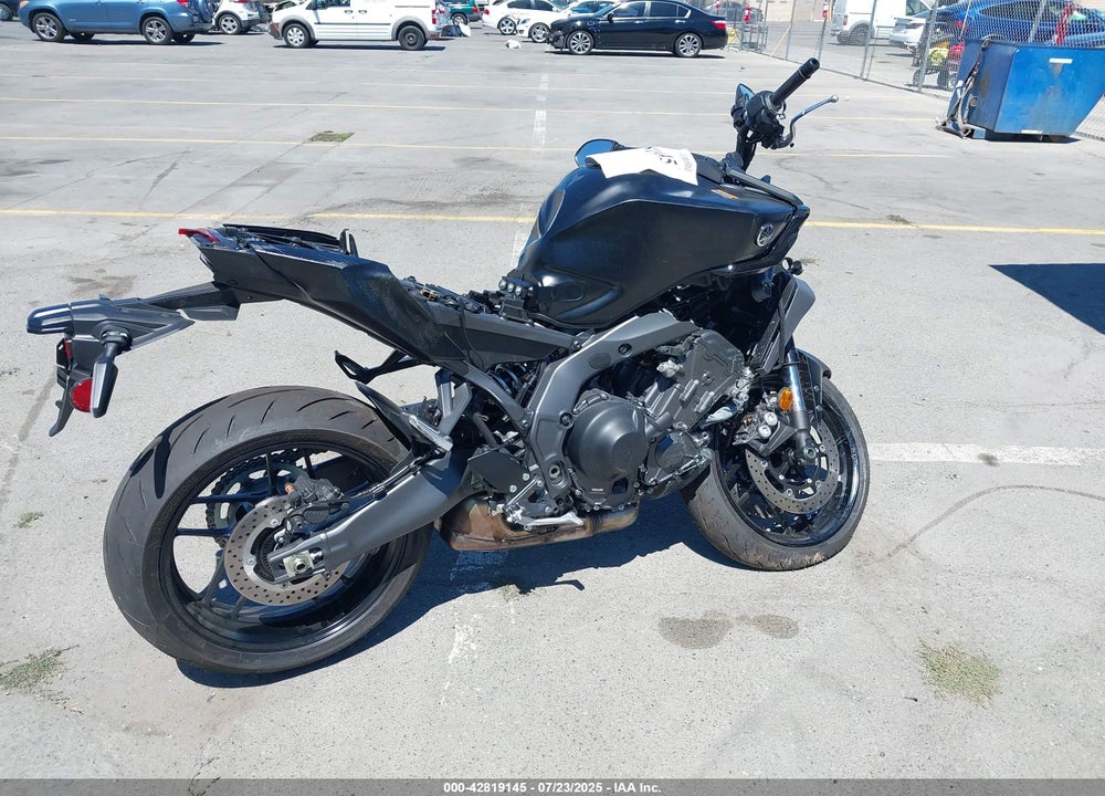 2025 YAMAHA MT09 C VIN: JYARN94YXSA000660