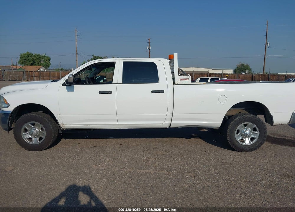 2015 RAM 2500 VIN: 3C6TR5HT9FG674769