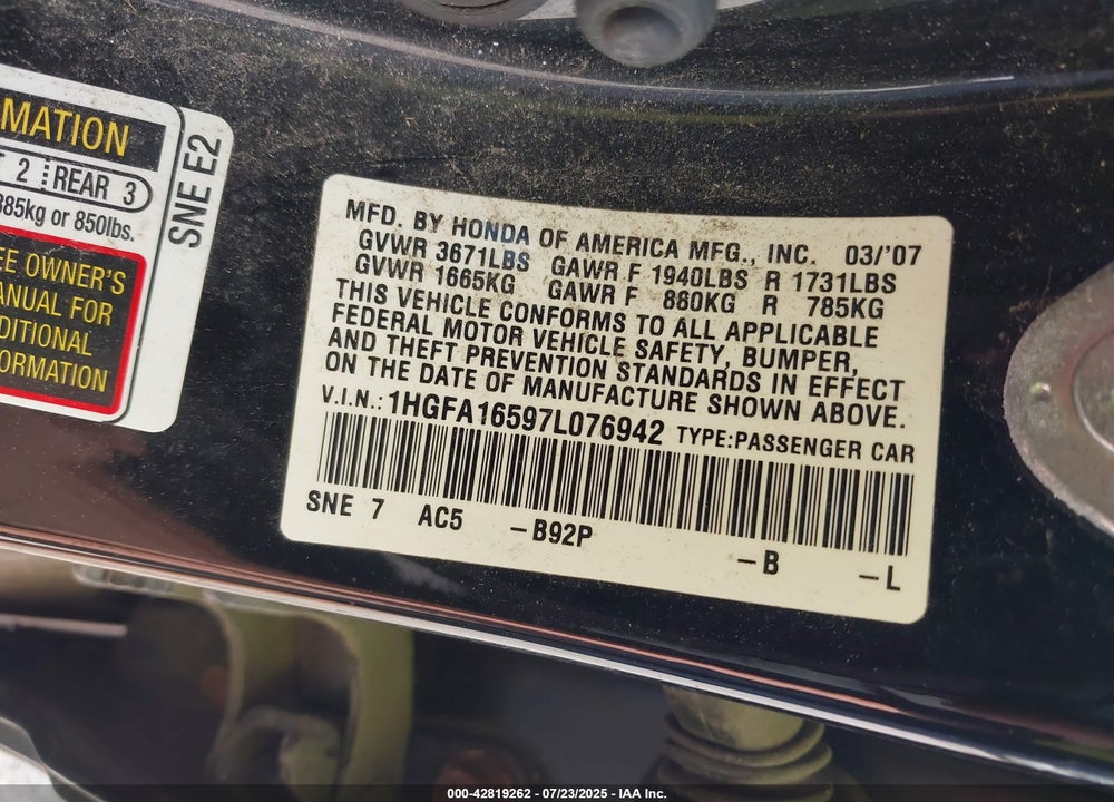 2007 HONDA CIVIC VIN: 1HGFA16597L076942
