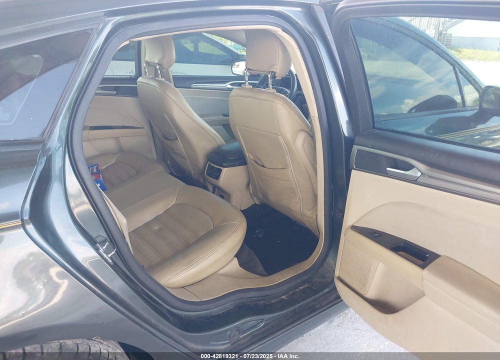 2015 FORD FUSION VIN: 1FA6P0H77F5109905