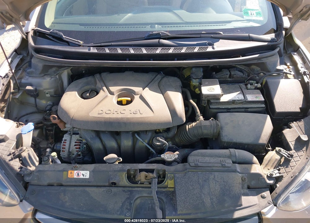 2013 HYUNDAI ELANTRA VIN: 5NPDH4AE3DH240275