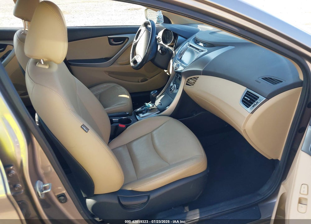 2013 HYUNDAI ELANTRA VIN: 5NPDH4AE3DH240275