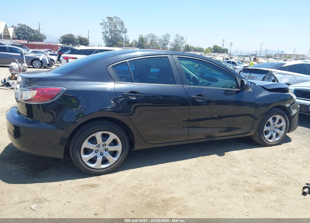 2013 MAZDA 3 VIN: JM1BL1TF5D1829605