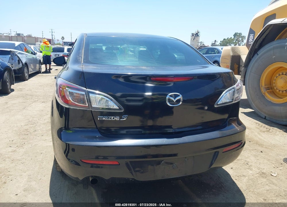 2013 MAZDA 3 VIN: JM1BL1TF5D1829605