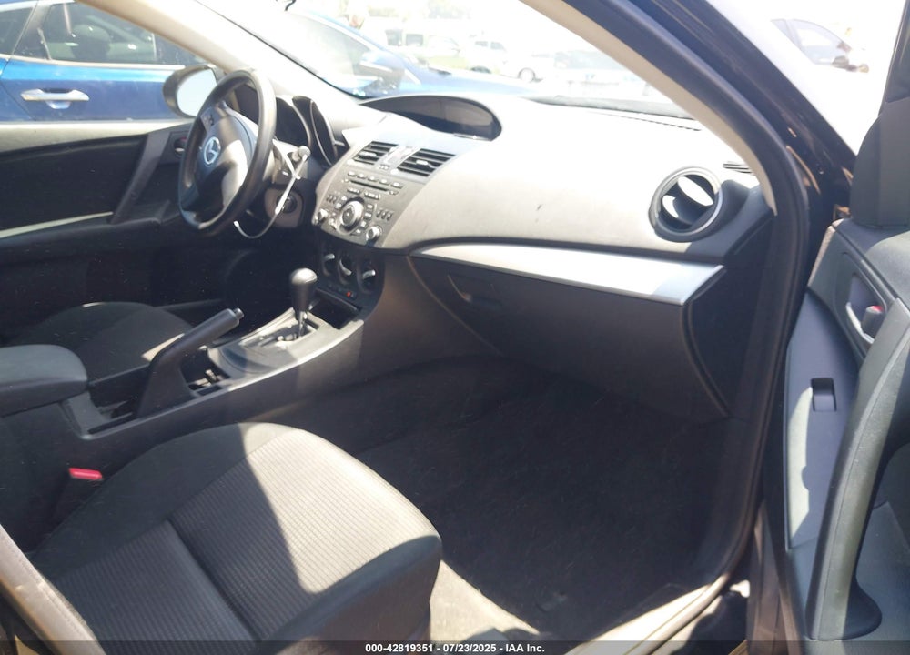 2013 MAZDA 3 VIN: JM1BL1TF5D1829605