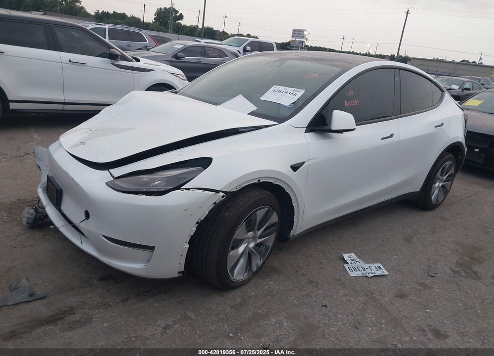 2023 TESLA MODEL Y AWD/LONG RANGE DUAL MOTOR ALL-WHEEL DRIVE VIN: 7SAYGDEE2PF630479