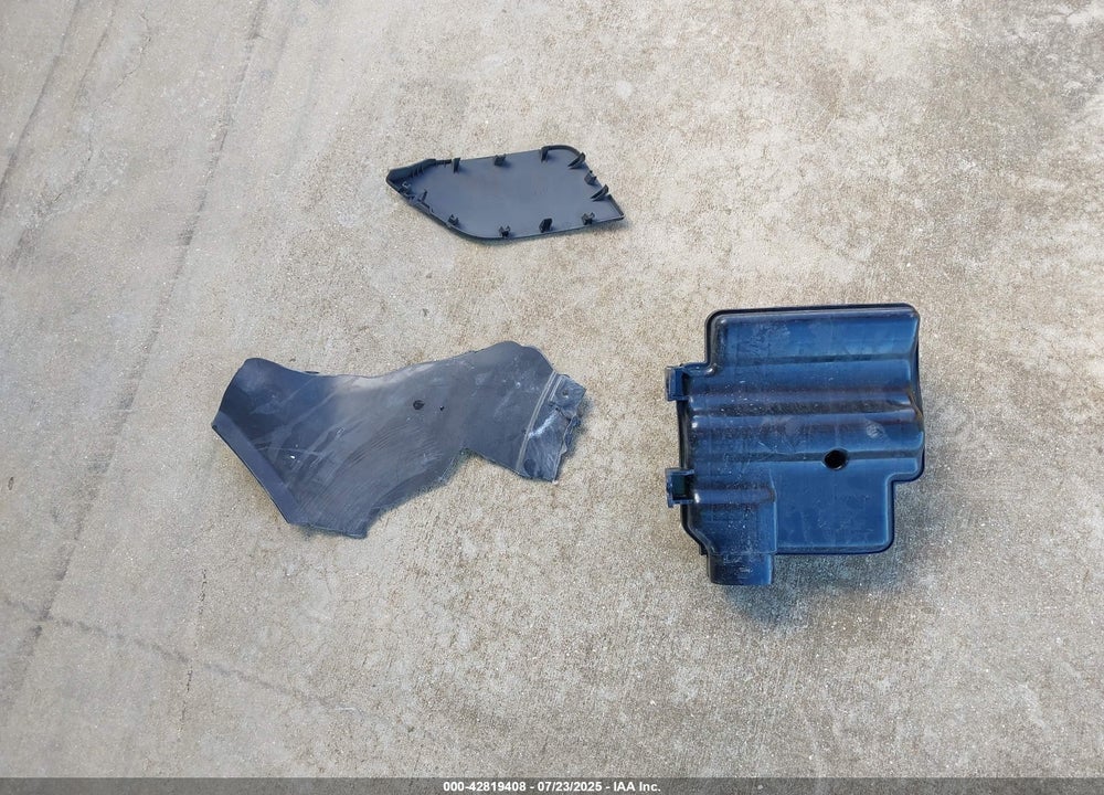 2019 NISSAN ROGUE VIN: KNMAT2MV0KP551777