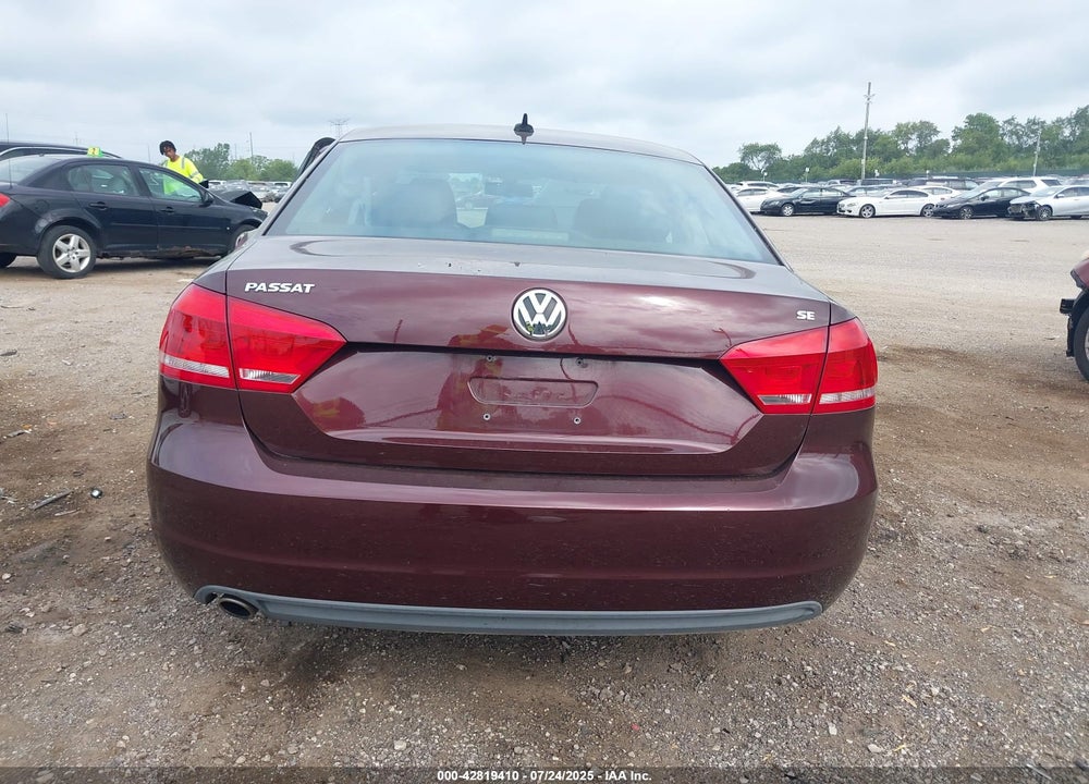 2013 VOLKSWAGEN PASSAT VIN: 1VWBP7A3XDC015676