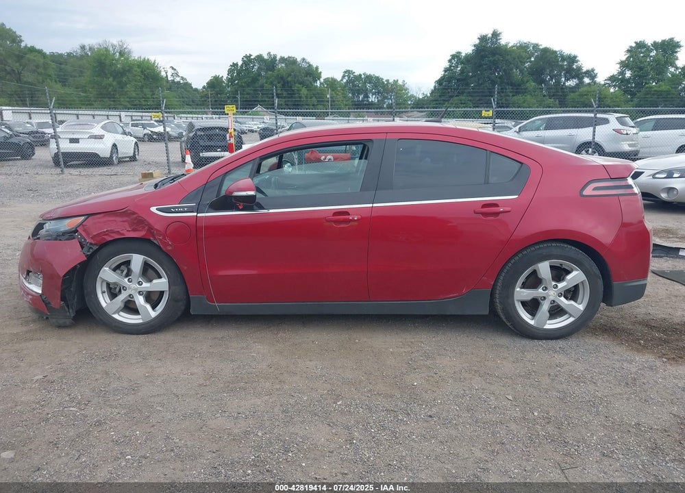 2013 CHEVROLET VOLT VIN: 1G1RD6E41DU111173