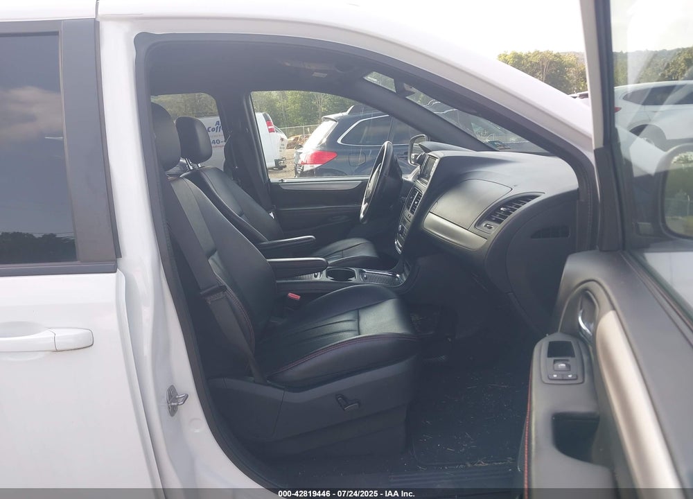 2018 DODGE GRAND CARAVAN GT VIN: 2C4RDGEG9JR346159