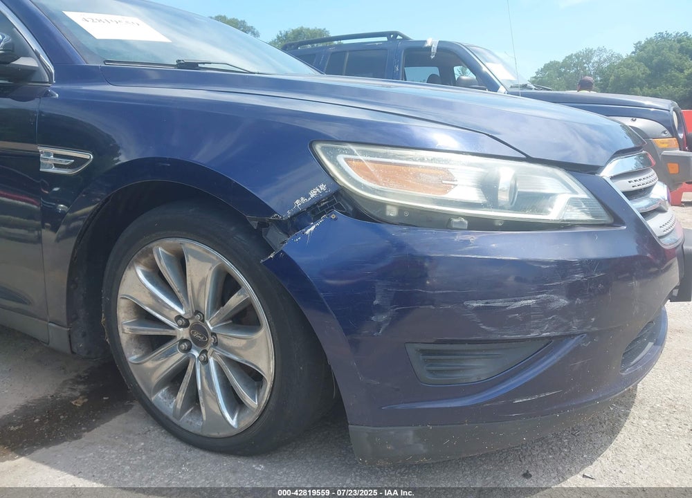 2011 FORD TAURUS VIN: 1FAHP2FW2BG131565