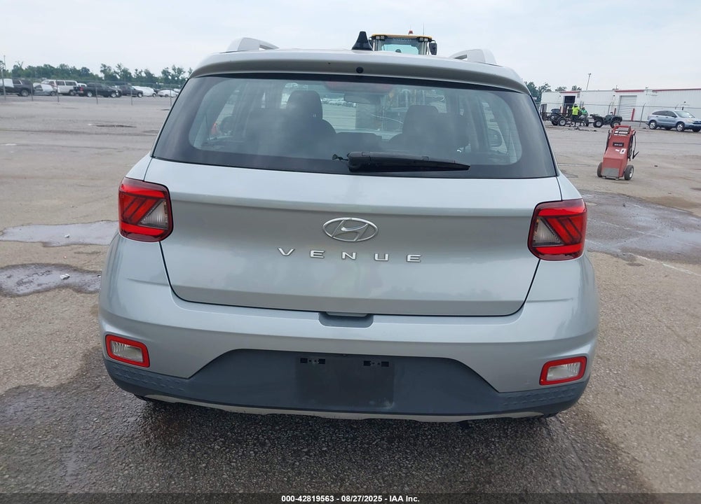 2020 HYUNDAI VENUE VIN: KMHRC8A39LU029222