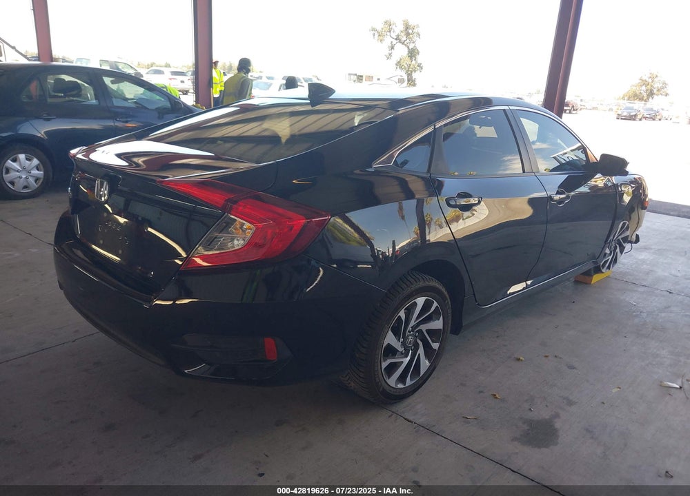 2017 HONDA CIVIC VIN: 19XFC2F75HE207276