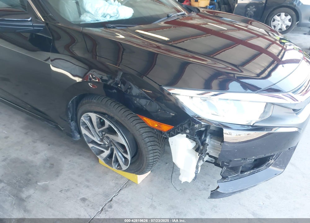 2017 HONDA CIVIC VIN: 19XFC2F75HE207276
